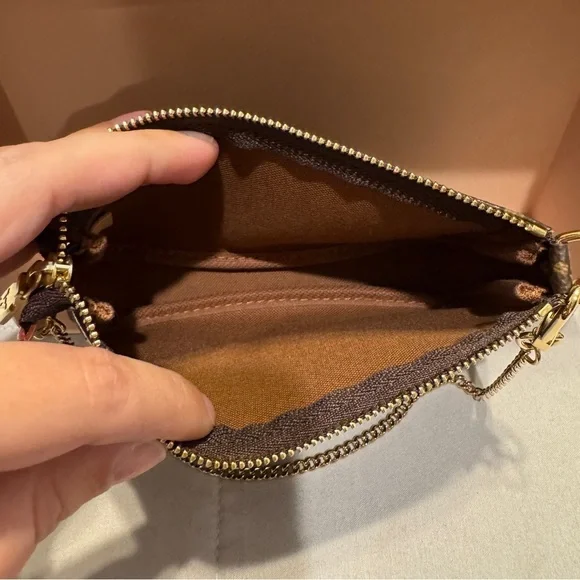 Louis Vuitton Mini Pochette - New in Box! - Picture 2 of 8